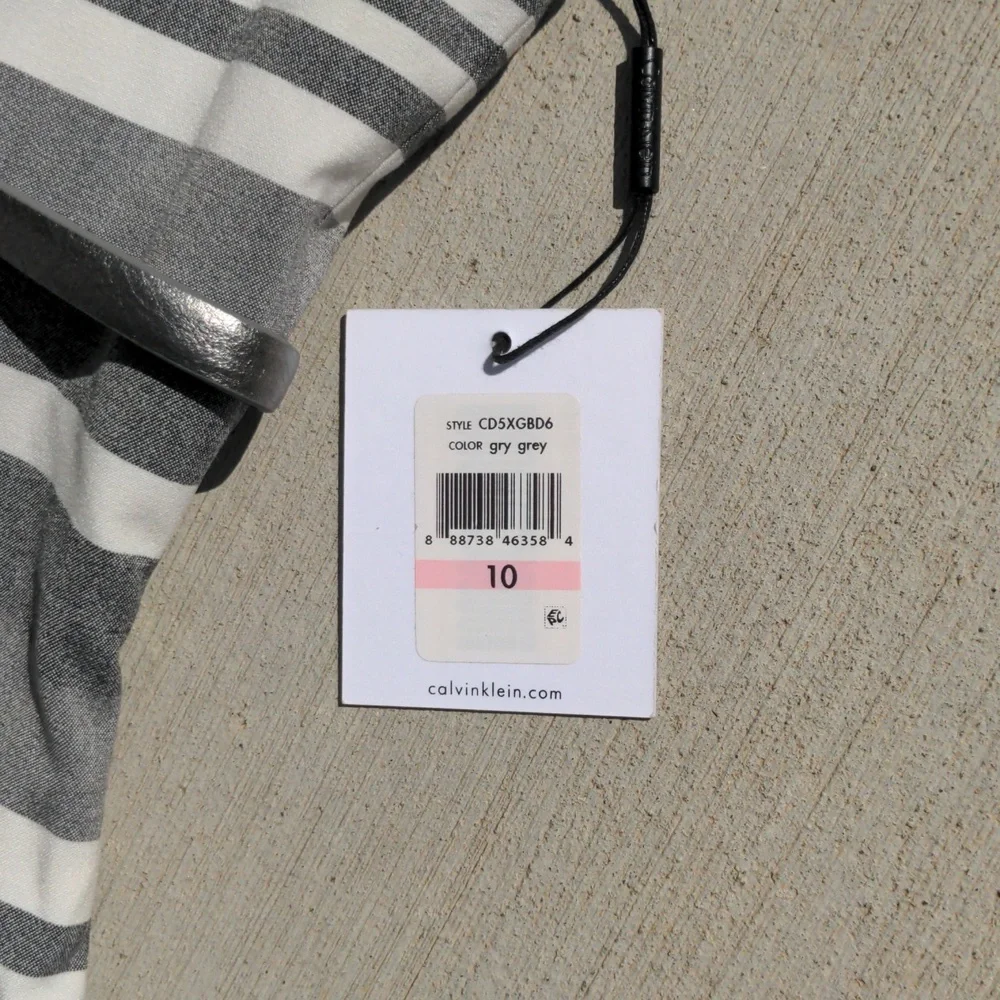 SOLD 💐Calvin Klein women's sheath dress grey white striped - Picture 4 of 8